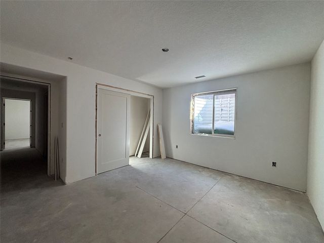 975 SW Boulder Drive, Grimes, IA 50111