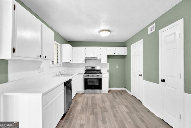 5409 Biffle Downs Road, Stone Mountain, GA 30088
