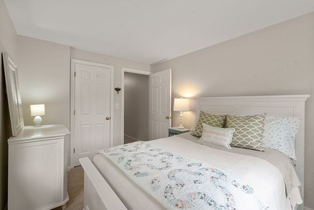 894 East Street 3, Walpole, MA 02081