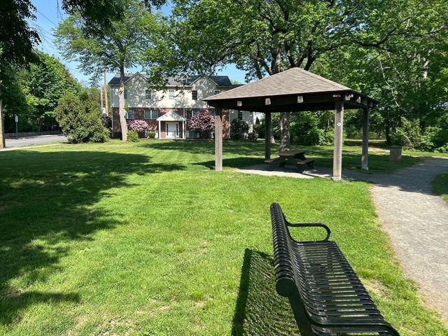 894 East Street 3, Walpole, MA 02081
