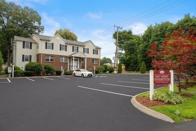 894 East Street 3, Walpole, MA 02081