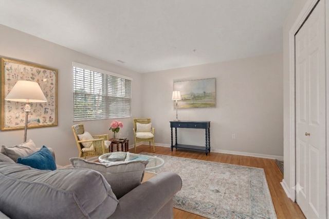 894 East Street 3, Walpole, MA 02081