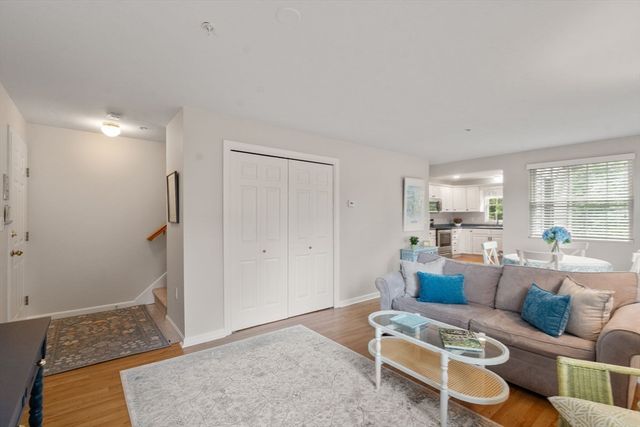 894 East Street 3, Walpole, MA 02081