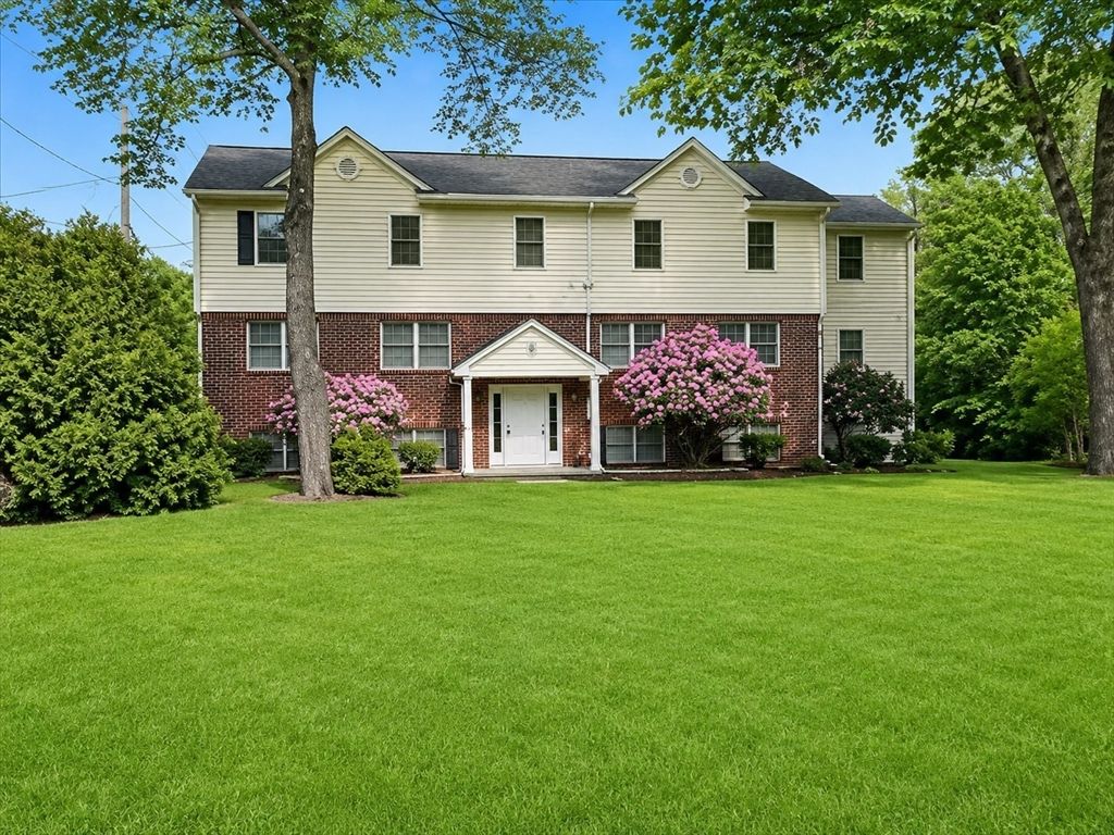 894 East Street 3, Walpole, MA 02081