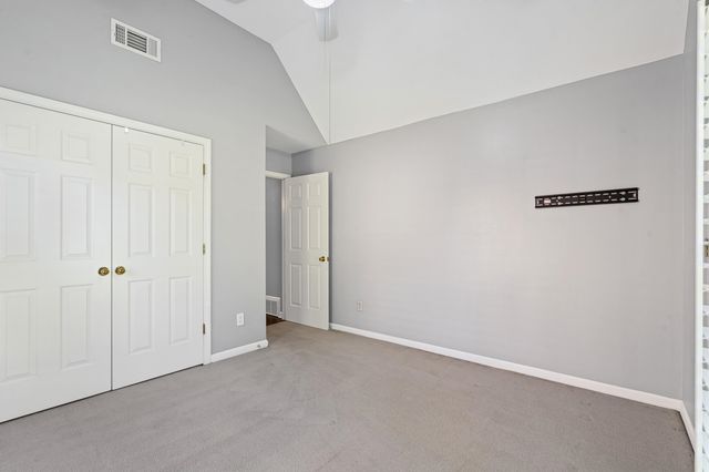 8217 THORNE DR, Bartlett, TN 38002