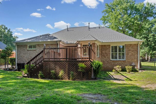 8217 THORNE DR, Bartlett, TN 38002