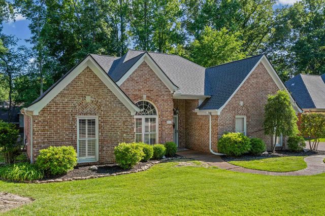 8217 THORNE DR, Bartlett, TN 38002