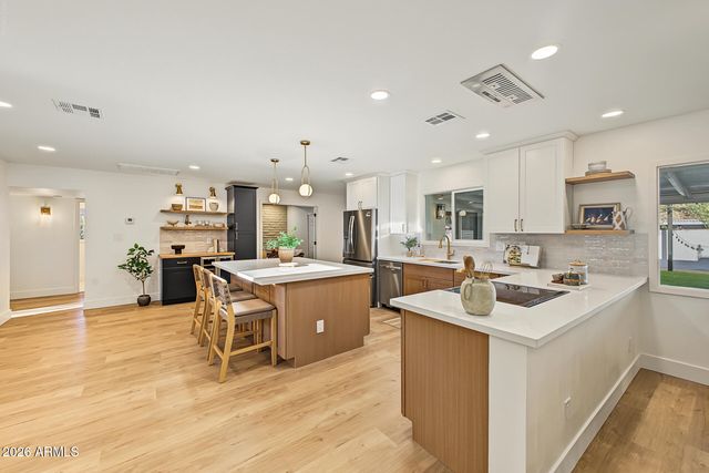 3527 S OAK Street, Tempe, AZ 85282