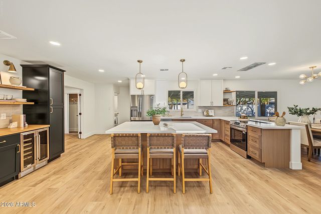 3527 S OAK Street, Tempe, AZ 85282