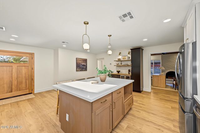 3527 S OAK Street, Tempe, AZ 85282