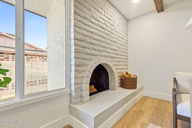 3527 S OAK Street, Tempe, AZ 85282