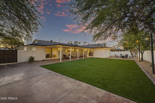 3527 S OAK Street, Tempe, AZ 85282