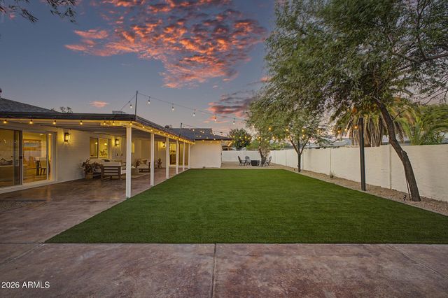 3527 S OAK Street, Tempe, AZ 85282