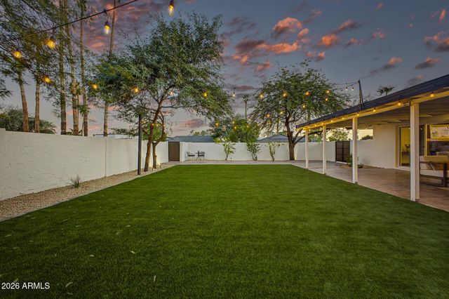 3527 S OAK Street, Tempe, AZ 85282