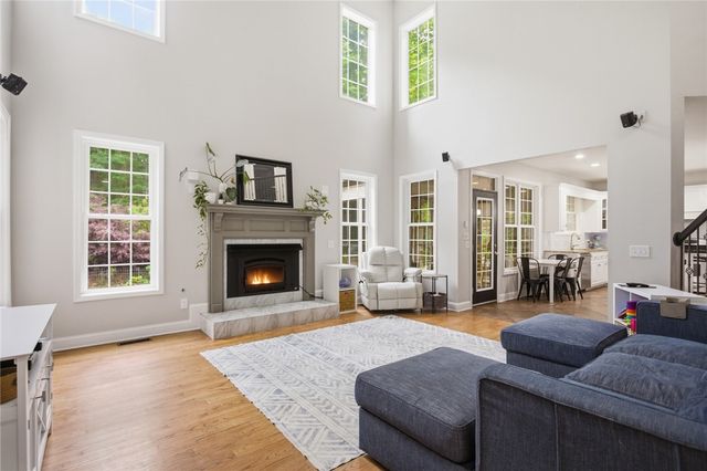 207 Devonhurst Drive, Seneca, SC 29678