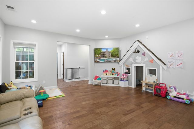 207 Devonhurst Drive, Seneca, SC 29678