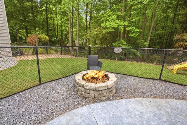 207 Devonhurst Drive, Seneca, SC 29678