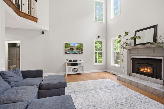 207 Devonhurst Drive, Seneca, SC 29678