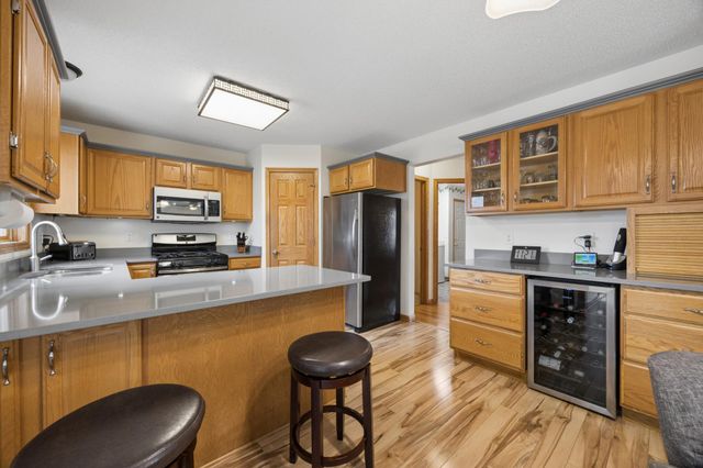 5335 Barry Lane, White Bear Lake, MN 55110