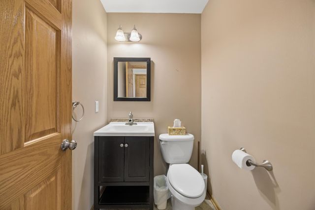 5335 Barry Lane, White Bear Lake, MN 55110