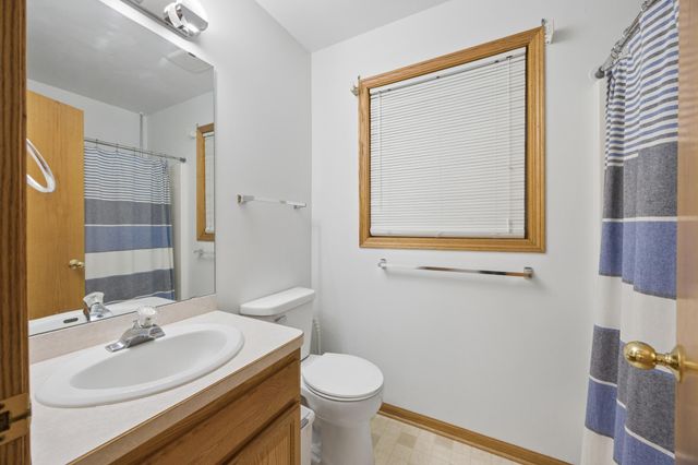 5335 Barry Lane, White Bear Lake, MN 55110