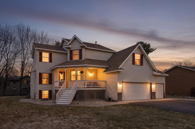 5335 Barry Lane, White Bear Lake, MN 55110