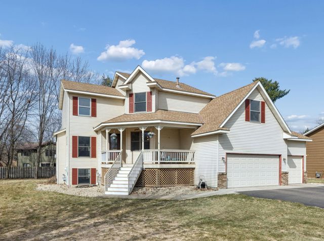 5335 Barry Lane, White Bear Lake, MN 55110