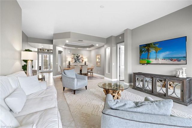 9520 Cypress Hammock CIR # 102, Estero, FL 34135