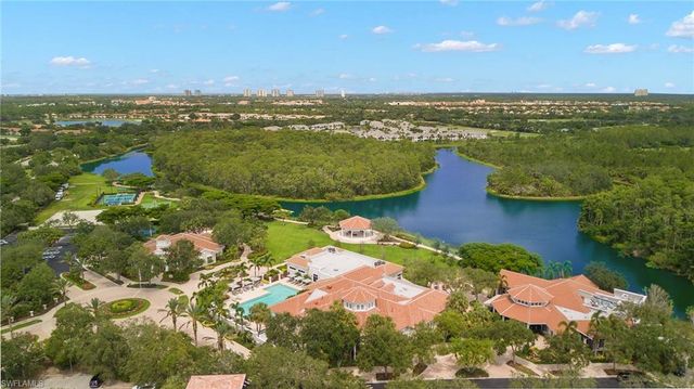 9520 Cypress Hammock CIR # 102, Estero, FL 34135