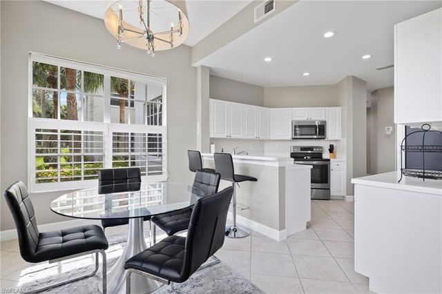 9520 Cypress Hammock CIR # 102, Estero, FL 34135