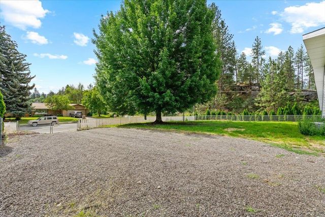 15621 E Saltese Rd, Spokane Valley, WA 99037