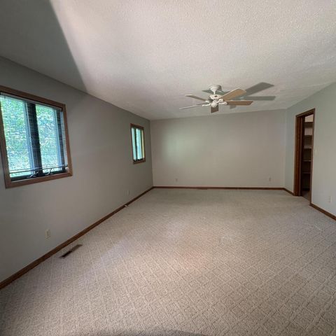 17645 Igloo ROAD, Sparta, WI 54656