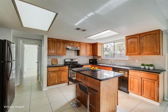 11307 Birdwing Lane, Houston, TX 77067