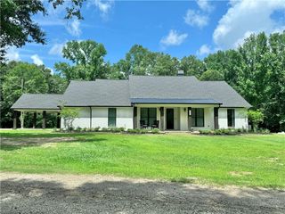 203 W BRYANT Road, Center Point, LA 71323
