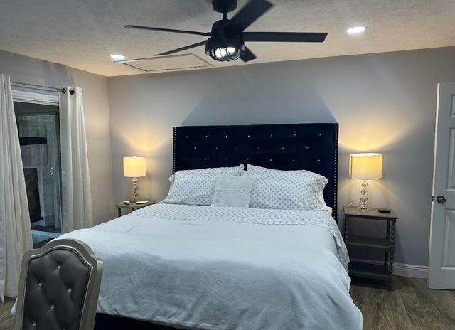 1392 Riverside Circle 1392, Wellington, FL 33414