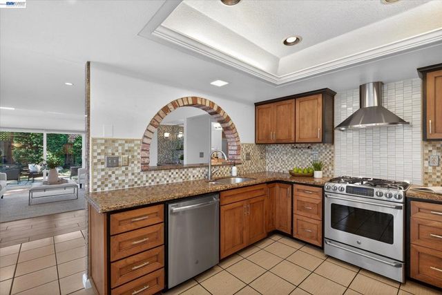 35587 Reymouth Dr, Newark, CA 94560