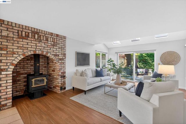 35587 Reymouth Dr, Newark, CA 94560