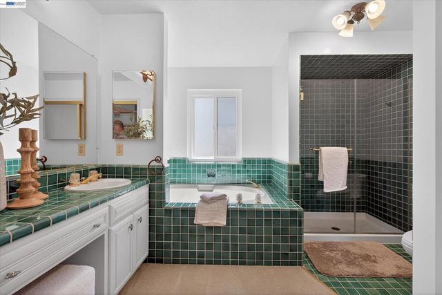 35587 Reymouth Dr, Newark, CA 94560