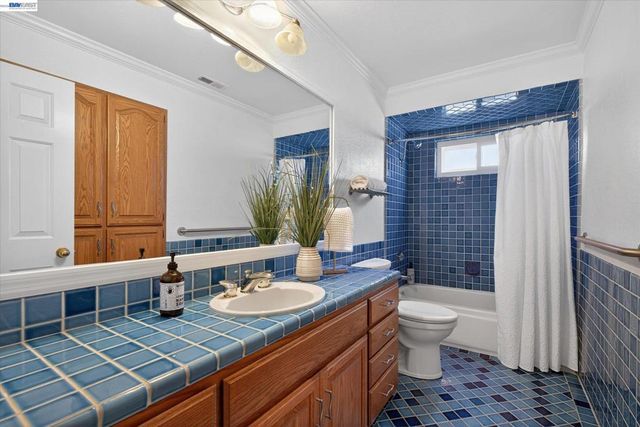 35587 Reymouth Dr, Newark, CA 94560