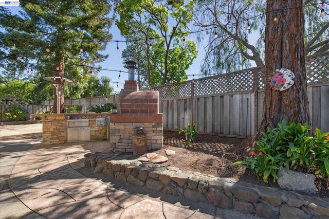 35587 Reymouth Dr, Newark, CA 94560