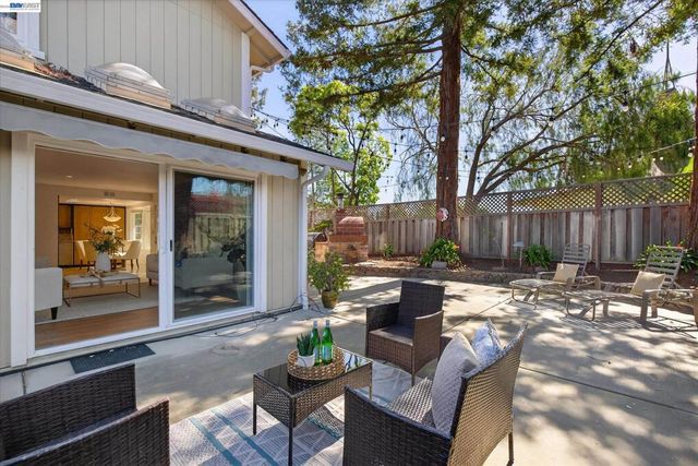 35587 Reymouth Dr, Newark, CA 94560