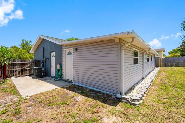 2334 KNOLL AVENUE S, Palm Harbor, FL 34683