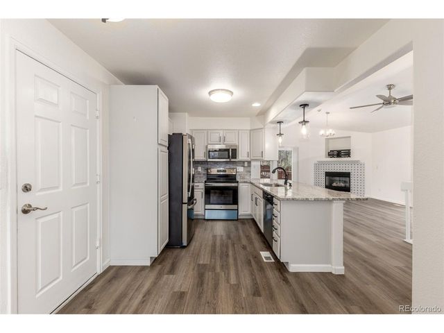1958 S Carr St, Lakewood, CO 80227