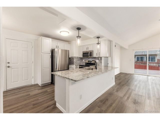 1958 S Carr St, Lakewood, CO 80227