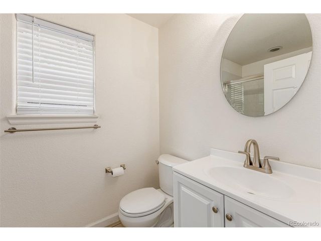 1958 S Carr St, Lakewood, CO 80227