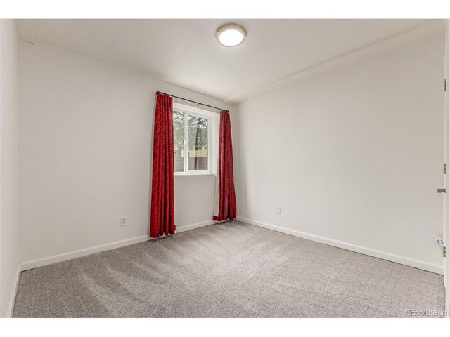 1958 S Carr St, Lakewood, CO 80227