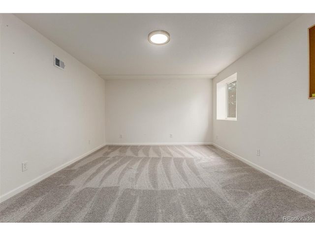 1958 S Carr St, Lakewood, CO 80227