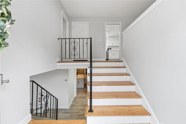 38 Juniper Lane, Holden, MA 01520