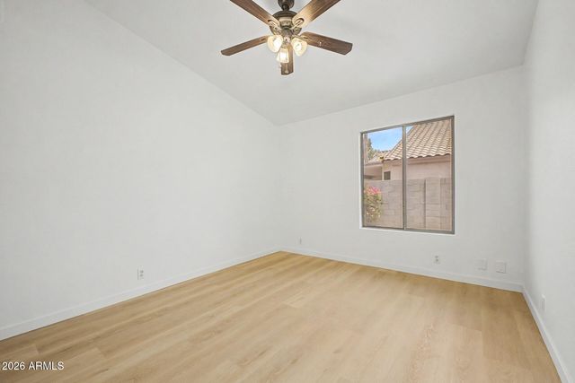 8340 W STELLA Way, Glendale, AZ 85305