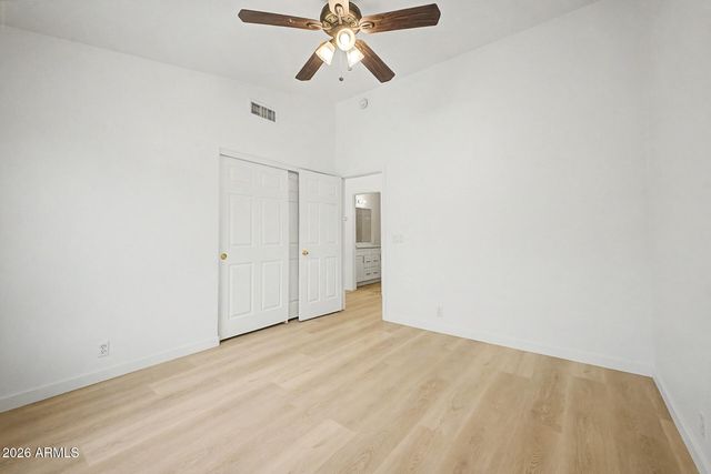 8340 W STELLA Way, Glendale, AZ 85305